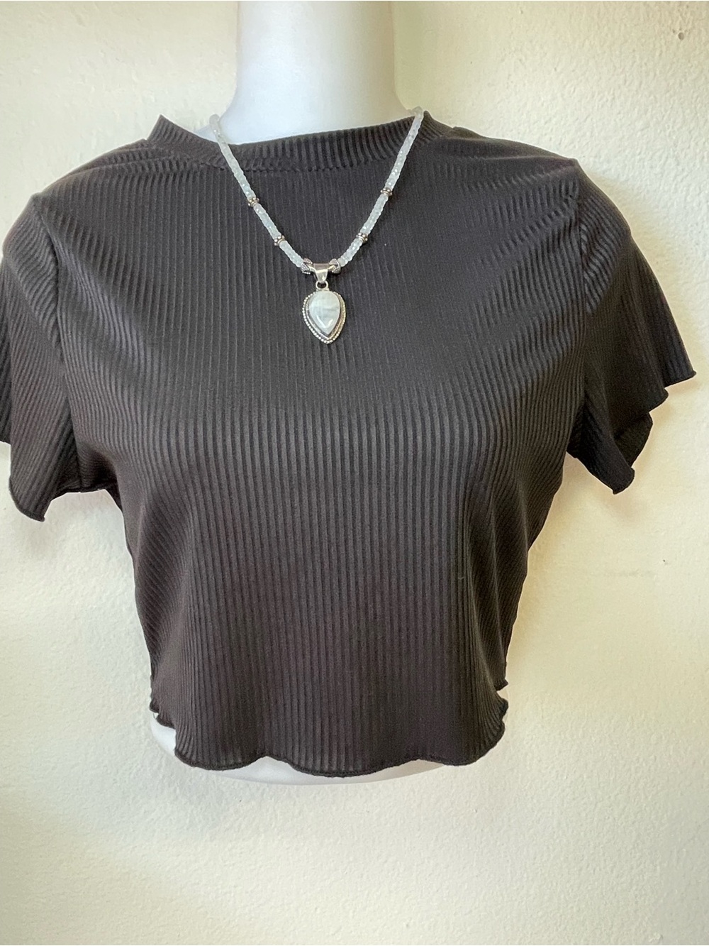 SHEIN Black Ribbed Short Sleeve Crop Top